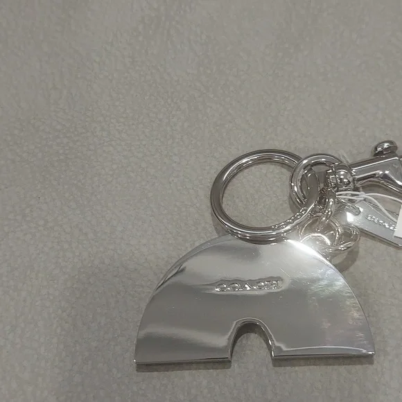 COACH CRYSTAL RAINBOW KEY CHAIN BAG CHARM - Picture 5 of 9